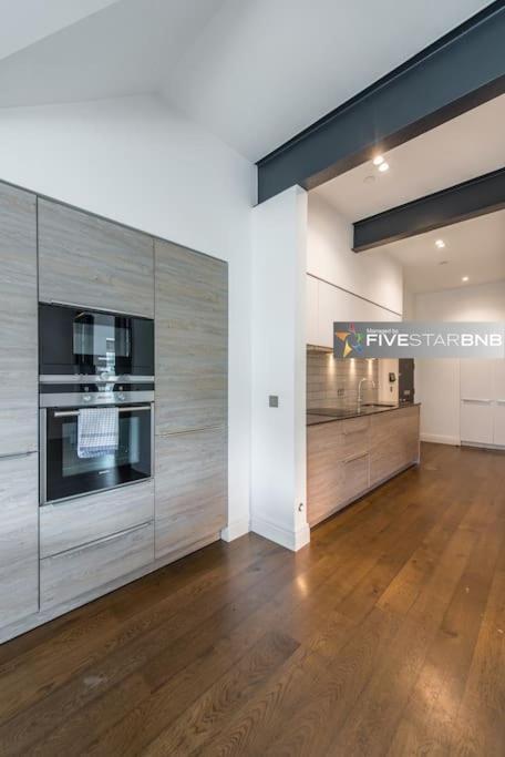 Cool Urban Apartment With Stunning Castle Views EDI Exteriér fotografie