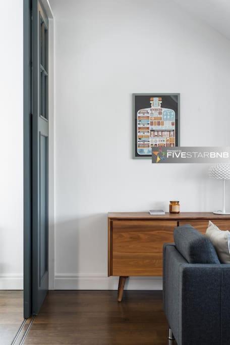 Cool Urban Apartment With Stunning Castle Views EDI Exteriér fotografie