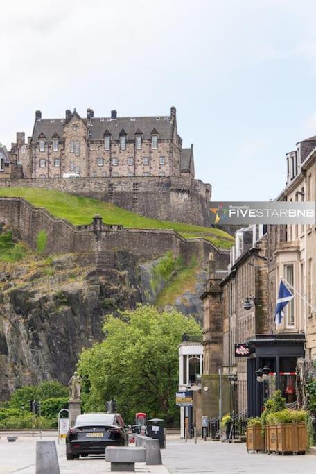 Cool Urban Apartment With Stunning Castle Views EDI Exteriér fotografie