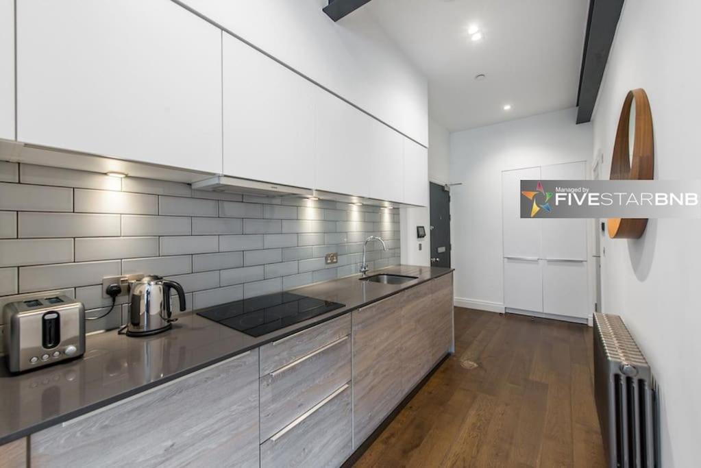 Cool Urban Apartment With Stunning Castle Views EDI Exteriér fotografie