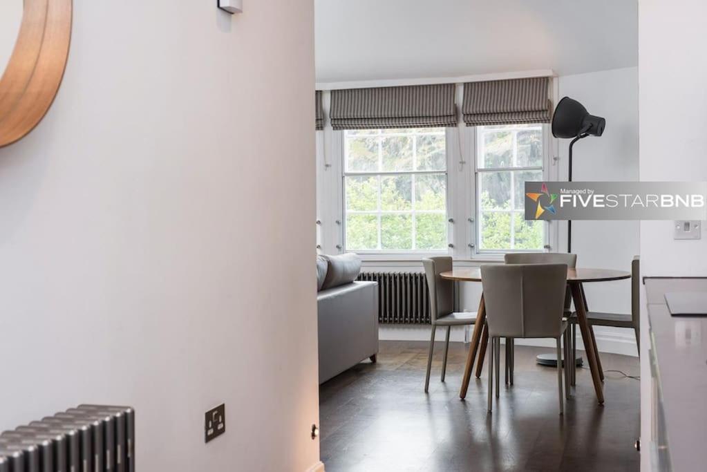 Cool Urban Apartment With Stunning Castle Views EDI Exteriér fotografie